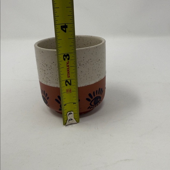 Eye Design Speckled Cream and Brown Ceramic Planter/Vase. Brand New 3x3x3” Decor - Picture 8 of 8